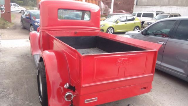 1936 Red Ford Mustang
