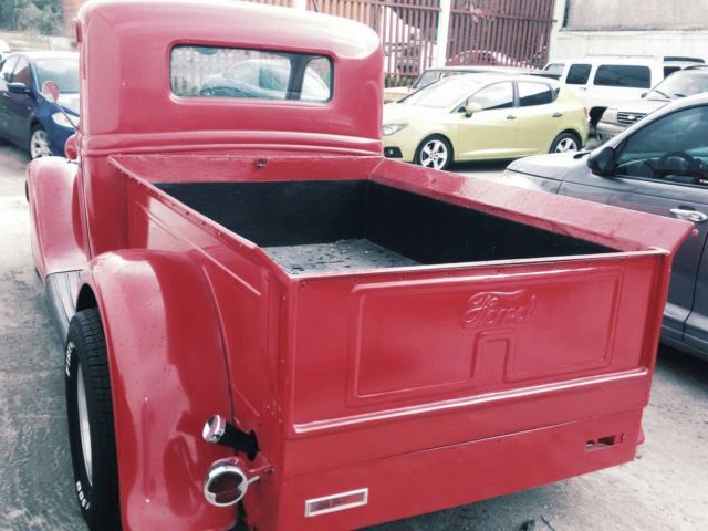 1936 Red Ford Mustang