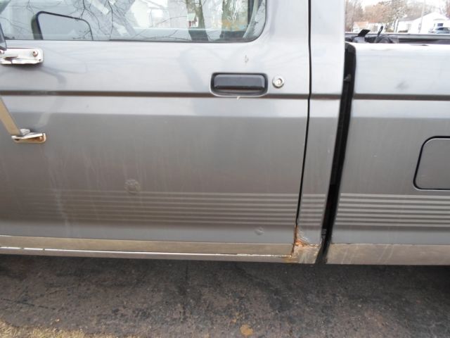 1985 Black Ford Ranger