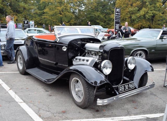 1932 Black Ford Roadster