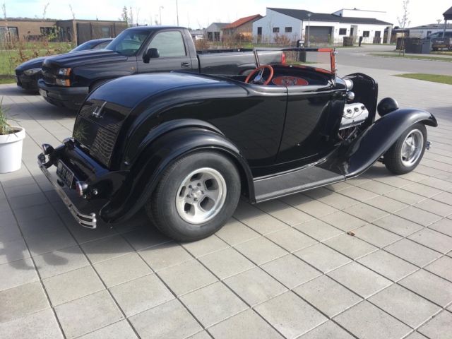 1932 Black Ford Roadster