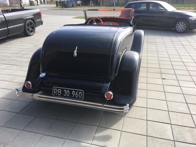 1932 Black Ford Roadster