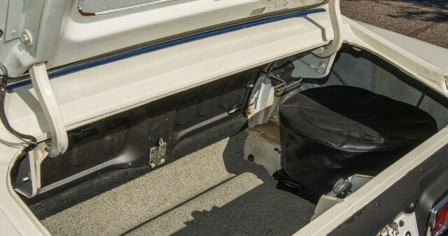 1970 White Ford Mustang Coupe