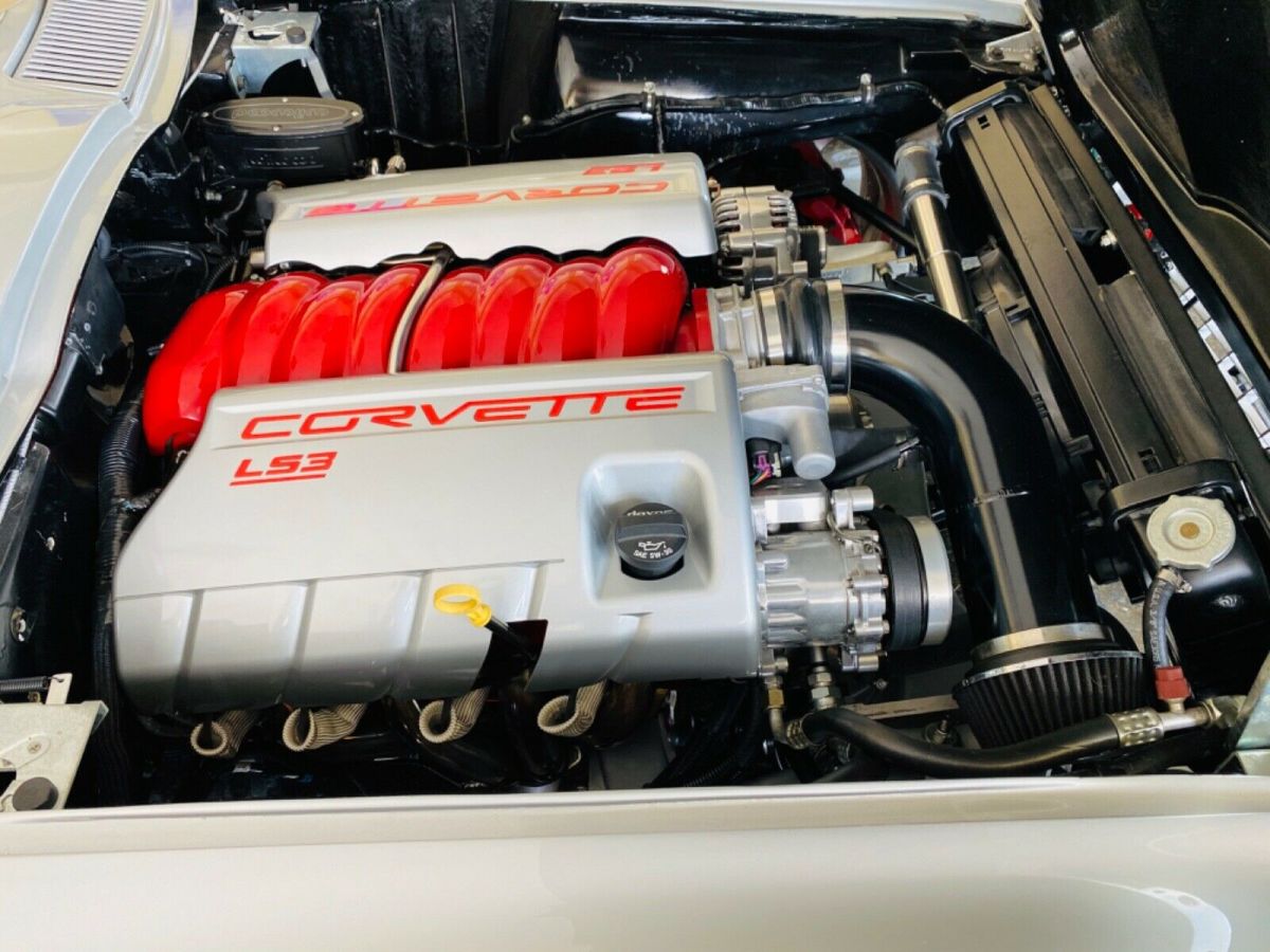 1966 PEARL SILVER Chevrolet Corvette Convertible