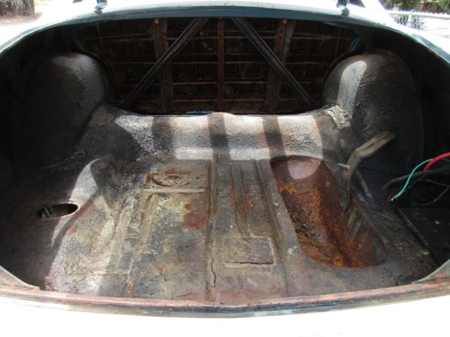 1950 White Ford 2dr Sedan