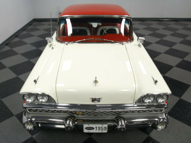 1959 Ford Skyliner Convertible