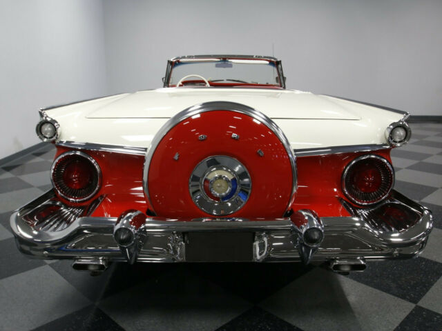 1959 Ford Skyliner Convertible