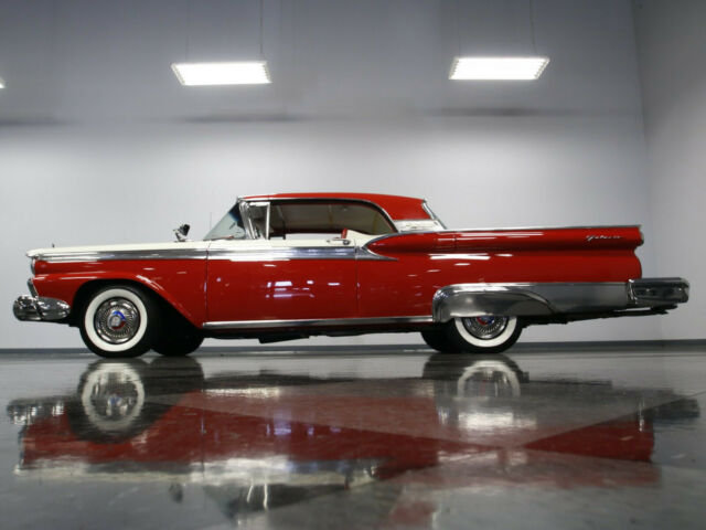 1959 Ford Skyliner Convertible