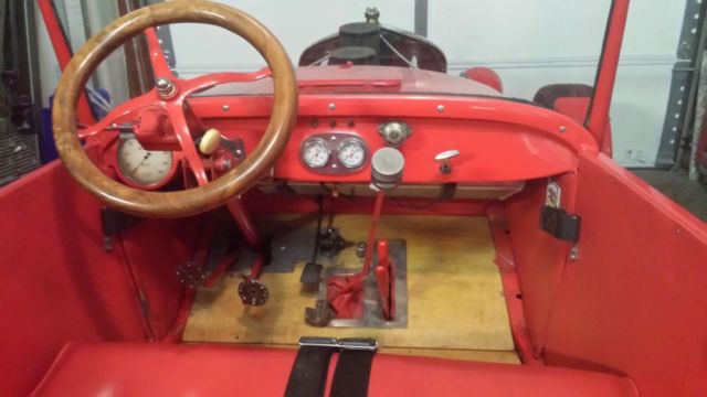 1927 red Ford Model T
