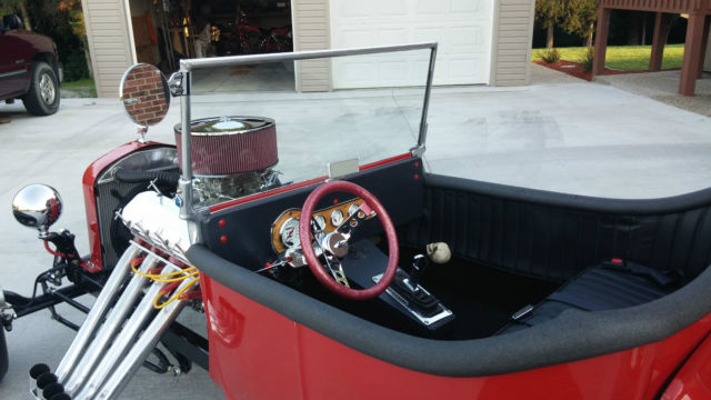 1923 Red Ford Model T Cab & Chassis