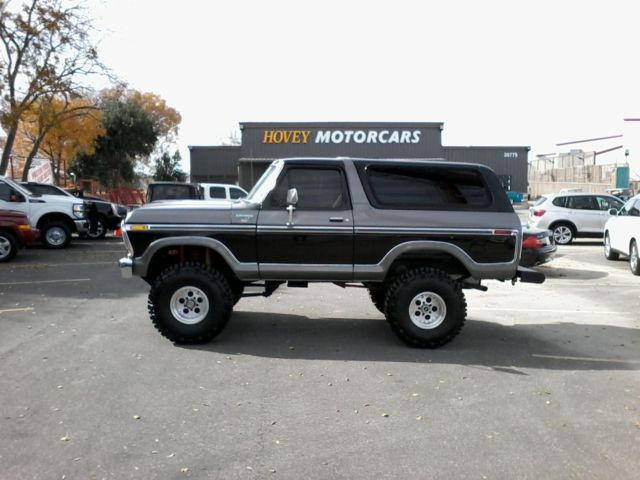 1978 Black Ford Bronco Wagon