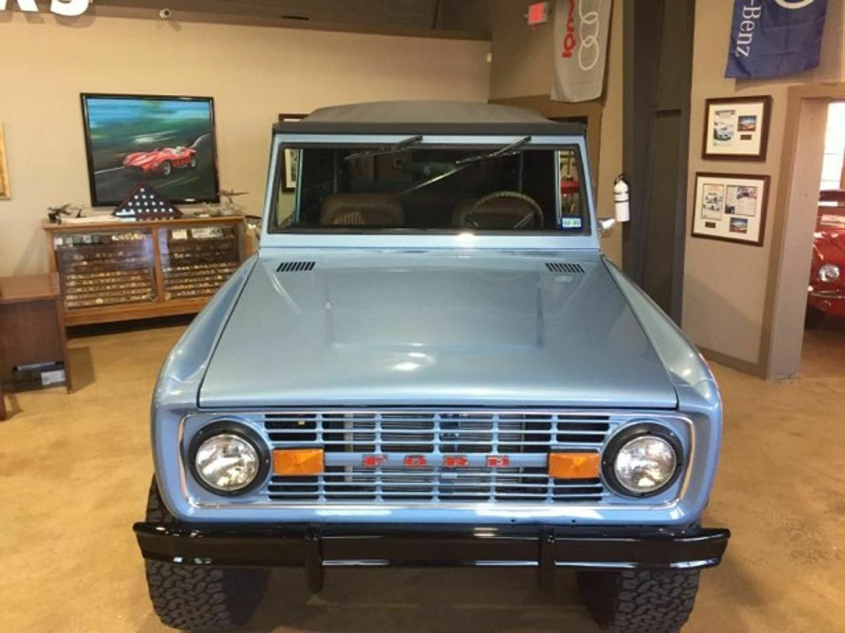 1974 Blue Ford Bronco SUV