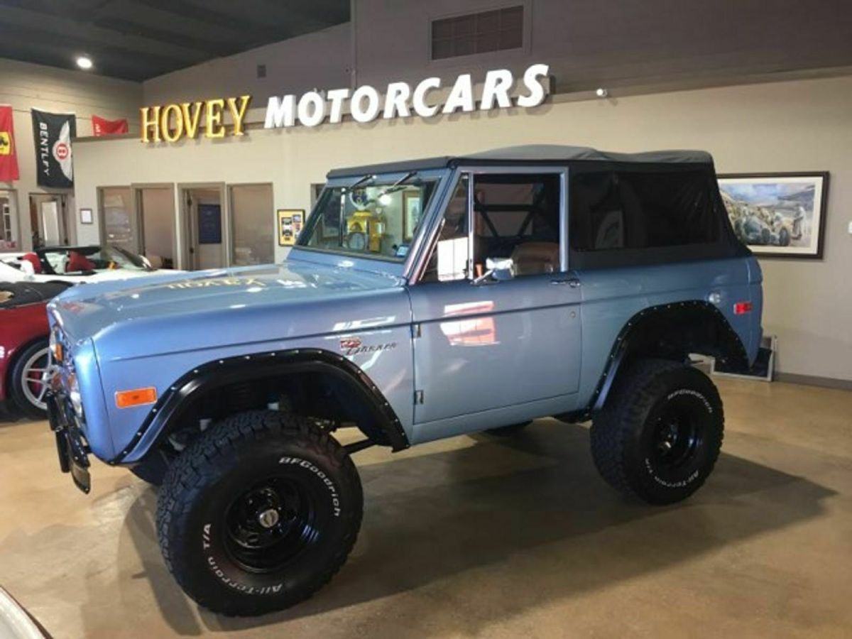 1974 Blue Ford Bronco SUV