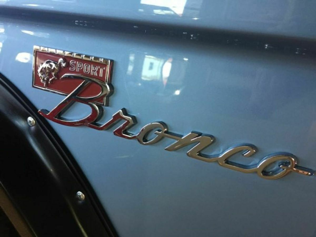 1974 Blue Ford Bronco SUV