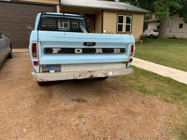 1972 Blue Ford F-250 Standard Cab Pickup