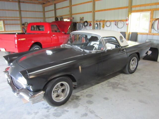 1957 Ford Thunderbird Convertible