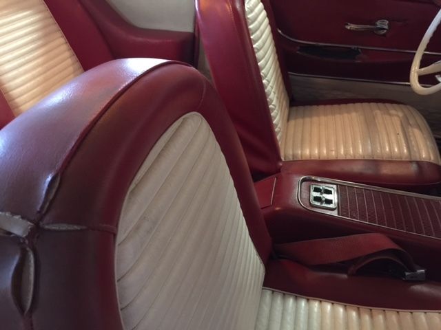 1958 White Ford Thunderbird 2 door