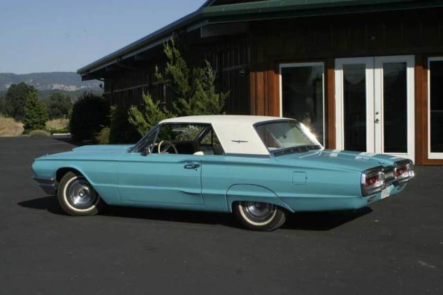 1964 Ford Thunderbird