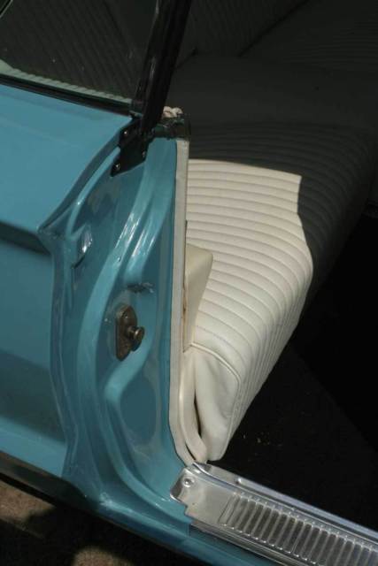 1964 Ford Thunderbird