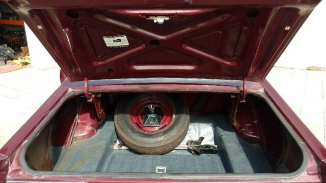 1971 Marron Ford Torino Fastback