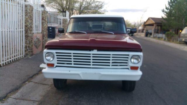 1967 White and Marron Ford F-100 Cab & Chassis