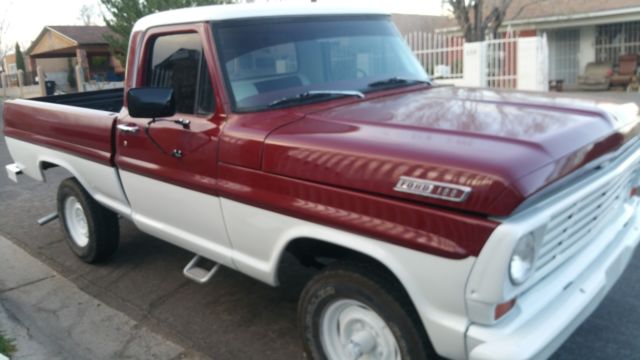 1967 White and Marron Ford F-100 Cab & Chassis
