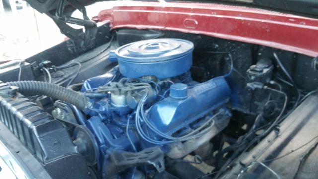 1967 White and Marron Ford F-100 Cab & Chassis