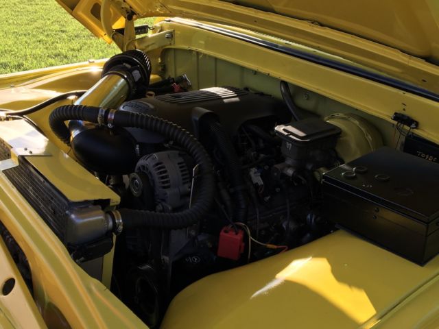 1961 Yellow Ford F-100