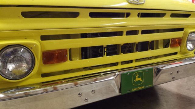 1961 Yellow Ford F-100
