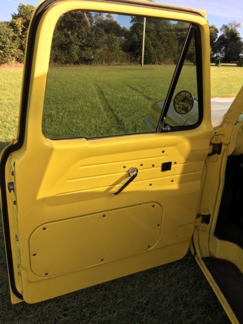 1961 Yellow Ford F-100