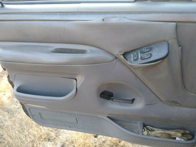 1994 Green Ford F-250 Extended Cab Pickup