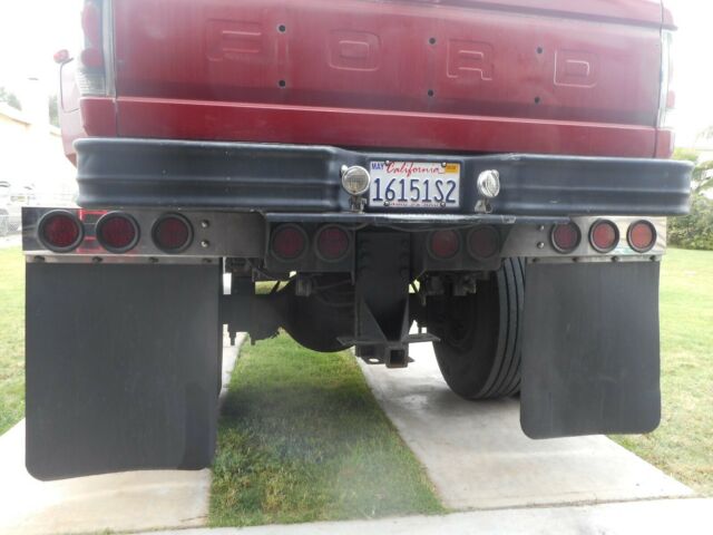 1989 Red Ford F800 Standard Cab Pickup