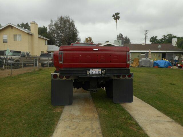 1989 Red Ford F800 Standard Cab Pickup