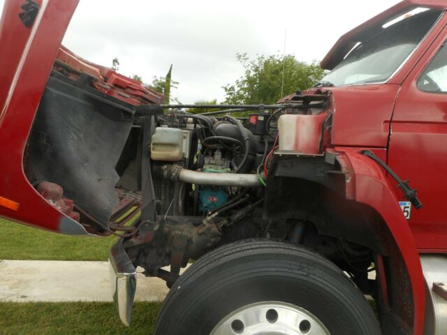 1989 Red Ford F800 Standard Cab Pickup