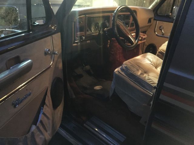 1990 Black Ford Luxury Van Standard Passenger Van