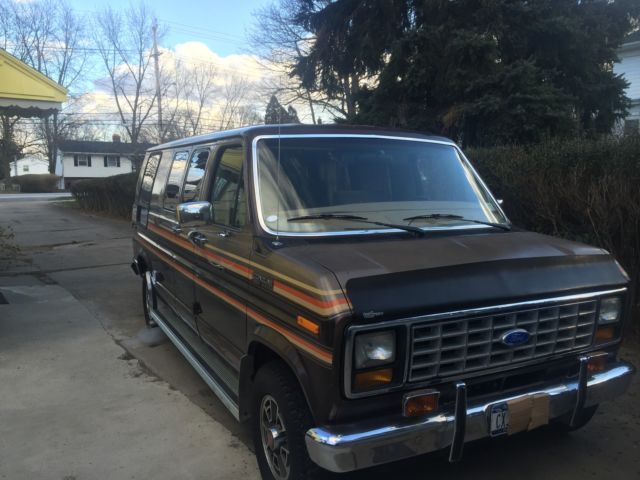 1990 Black Ford Luxury Van Standard Passenger Van