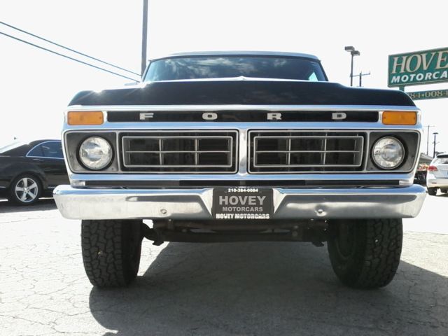 1977 Ford F-250 Pickup Truck