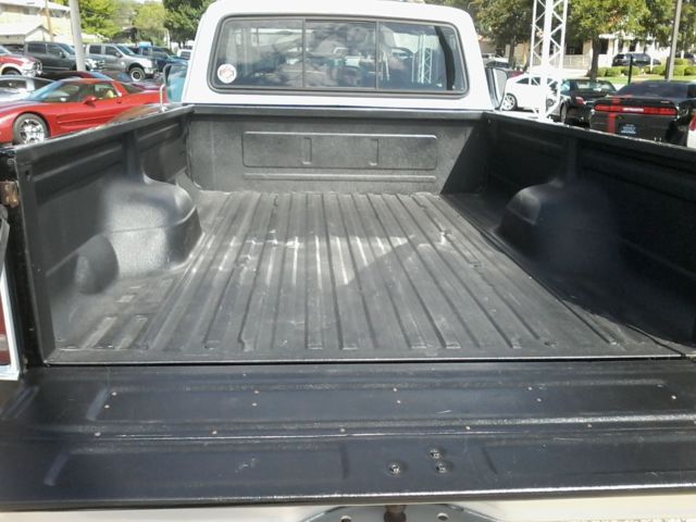 1977 Ford F-250 Pickup Truck