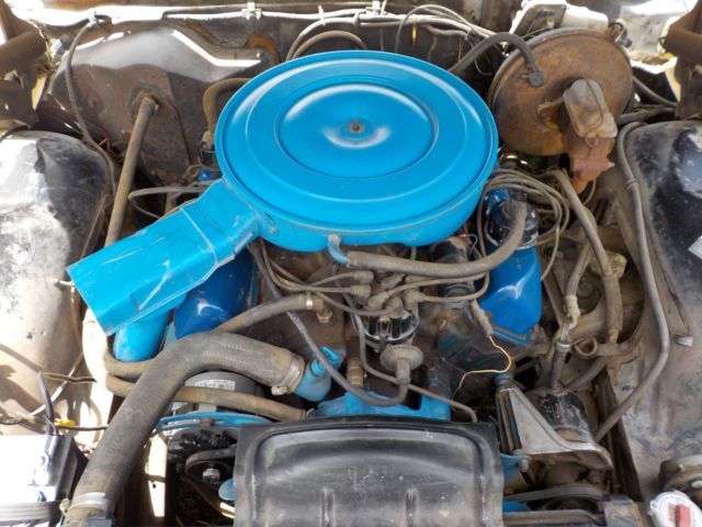 1968 Yellow Ford Galaxie Fastback