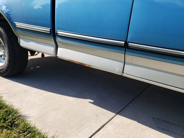 1993 Blue Ford F-150 Extended Cab Pickup