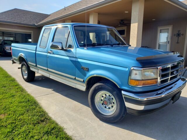 1993 Blue Ford F-150 Extended Cab Pickup
