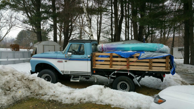 1966 blue/wht Ford F-250 Crew Cab Pickup