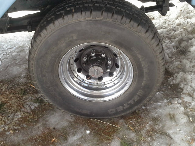 1966 blue/wht Ford F-250 Crew Cab Pickup