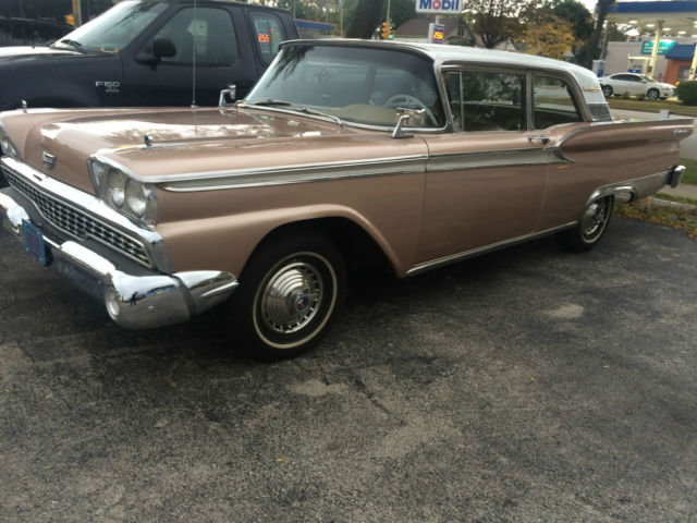1959 Tan Ford Galaxie 2dr