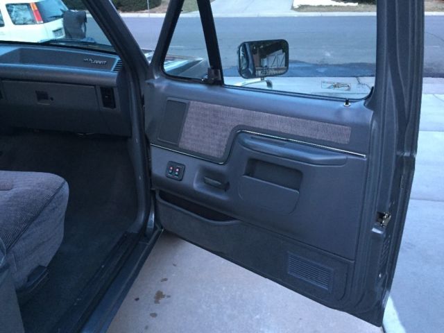 1990 Graphite Ford F-150 Standard Cab Pickup