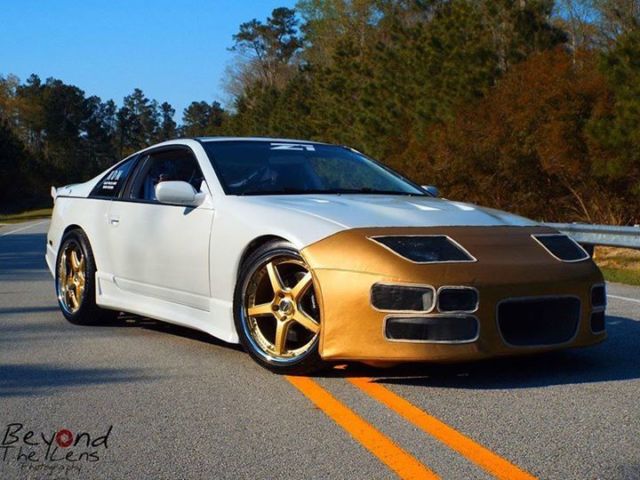 1993 White Nissan 300ZX Coupe