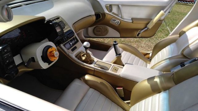 1993 White Nissan 300ZX Coupe