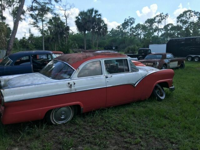 1955 Ford Fairlane