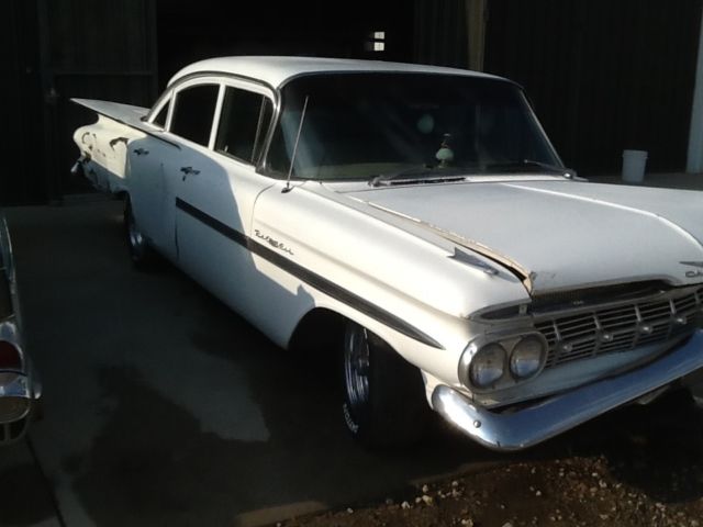 1959 White Chevrolet Bel Air/150/210