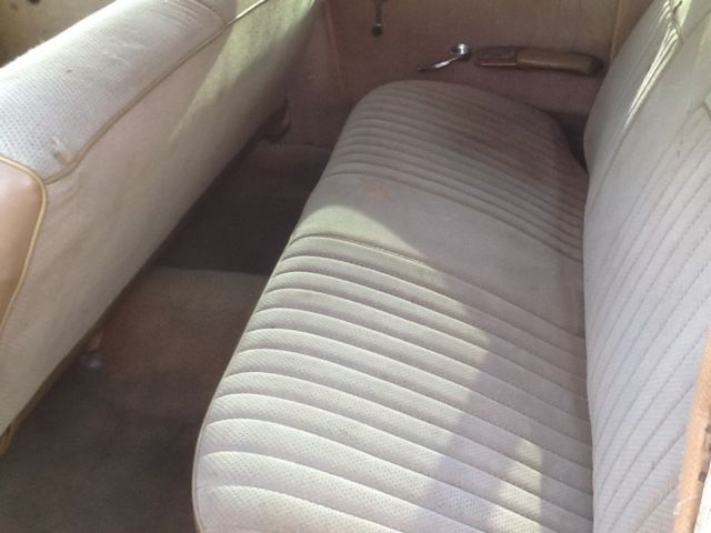 1959 White Chevrolet Bel Air/150/210